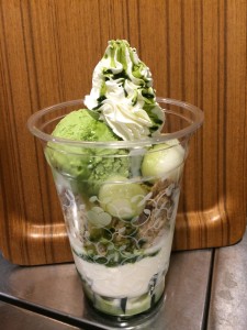 パフェ　テイクアウト